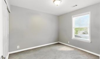 302 Oak Leaf Pl, Acworth, GA 30102