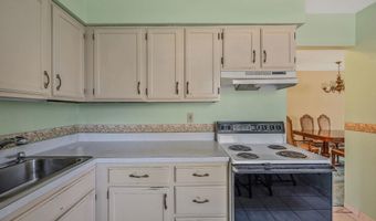 47 Harbor N, Amityville, NY 11701