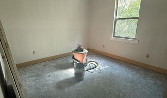5701 Red Leaf Dr, Benton, AR 72019