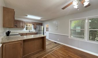220 High St, Adel, GA 31620