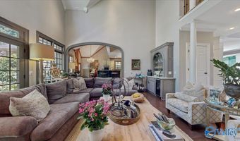 343 St Andrews Ln, Albertville, AL 35951