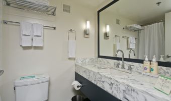410 Atkinson Dr 3019, Honolulu, HI 96814