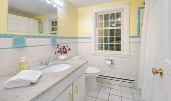 6 Hosmer St, Acton, MA 01720