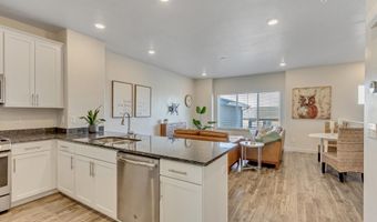994 W SAPPHIRE PEAK Dr 200, Bluffdale, UT 84065