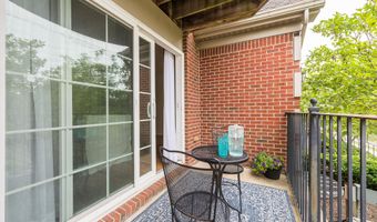 120 W Oakbrook Dr, Ann Arbor, MI 48103