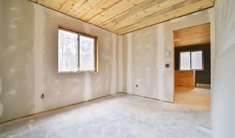 951 Swede Lake Trl SW, Backus, MN 56435