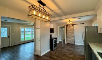 1016 8th St, Britton, SD 57430