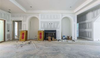195 Shady Grv, Alpharetta, GA 30009
