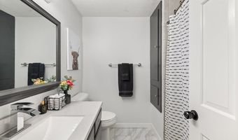 1264 Columbus Cir N, Ashland, OH 44805