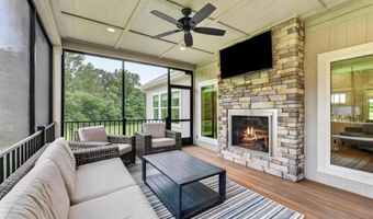 803 NE Lakota Dr, Adrian, MO 64720