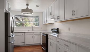 20749 Canterbury Ct, Bend, OR 97702