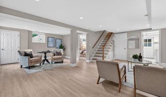 5312 TUSCARAWAS Rd, Bethesda, MD 20816