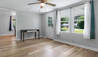 367 E Monroe Ave, Ashburn, GA 31714