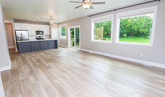 5820 Allerton Dr, Ames, IA 50014
