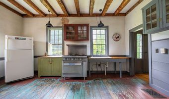 1199 Goss Hill Rd, Barnet, VT 05821