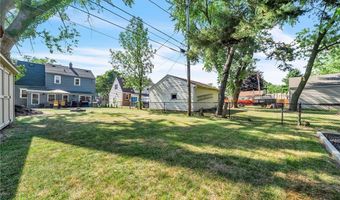 116 Ridgewood Dr, Amherst, NY 14226