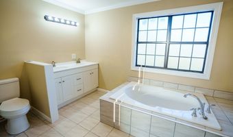 469 Dyal Rd, Baxley, GA 31513