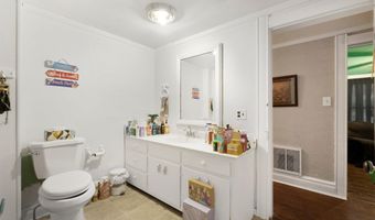 111 W 2nd St, Auburn, IN 46706