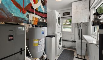 6731 Campau Lake Dr SE, Alto, MI 49302