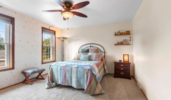 N254 MEADOWBREEZE Court, Appleton, WI 54915