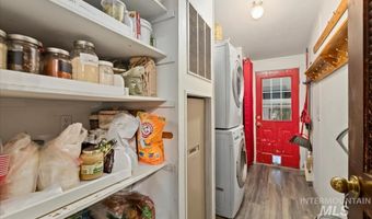 29 Rising Ln, Cascade, ID 83611
