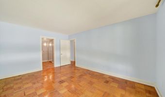 7 CROSS KEYS Rd 7E, Baltimore, MD 21210