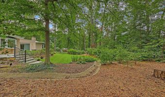 7400 BRADDOCK Rd, Annandale, VA 22003