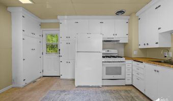 3421 Tieszen Ave, Anchorage, AK 99516