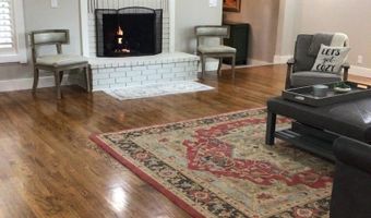 24 Shoemaker Dr, Batesville, AR 72501