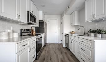 7366 Harbour, Indianapolis, IN 46240