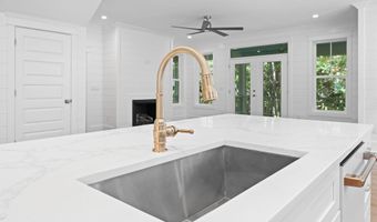 3 Creeping Cucumber Ct, Bald Head Island, NC 28461
