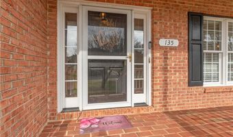 135 Suntree Dr, Advance, NC 27006