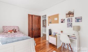 18 Robinwood Ave, Asheville, NC 28806