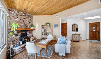 295 Arnold Way, Alpine, CA 91901