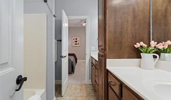 5711 Nottingham Pl, Bartlesville, OK 74006