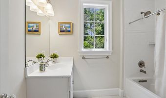 7800 RADNOR Rd, Bethesda, MD 20817