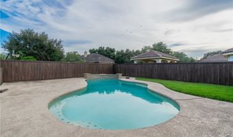 1904 Santa Rosa Dr, Alice, TX 78332