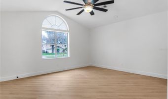 2286 LAKE FRANCIS Dr, Apopka, FL 32712