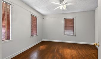 671 BROADWAY, Bayonne, NJ 07002