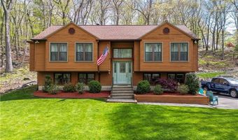 77 Lippitt Ave, Cumberland, RI 02864