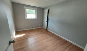 16 Fyffe Ave, Cranston, RI 02920