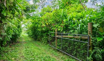 87-3476 MAMALAHOA Hwy, Captain Cook, HI 96704