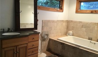 41 Enfield Ave, North Kingstown, RI 02852