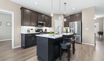 5329 Greyson Heights Dr, Auburn, IN 46706