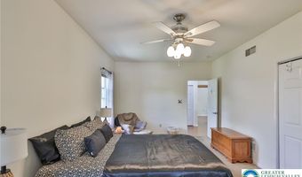 1635 E Emmaus Ave, Allentown, PA 18103