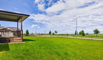 3817 NW Beechwood St, Ankeny, IA 50023