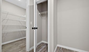 422 Beavertail Rd, Ash Grove, MO 65604