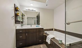 1320 N WAYNE St N 405, Arlington, VA 22201