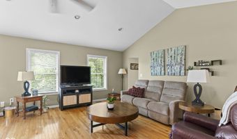 594 E Harrod Rd, Austin, IN 47102
