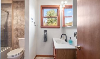 1014 Greene St, Adel, IA 50003